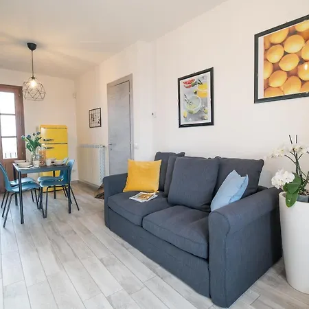 Apartment Lemon Garden House *